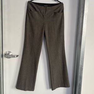 WORN ONCE Express Women’s Wide Leg Slacks with Pockets